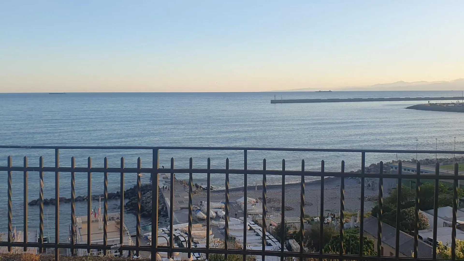 Brambilla'S House Apartment Genoa Italy